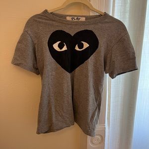 Comme de garçon play Tshirt
